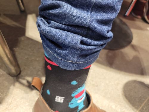 Shaik R. review of Happy Gift Box image 1 out of 1