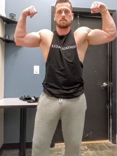 Customer photo review of Muscle Tank