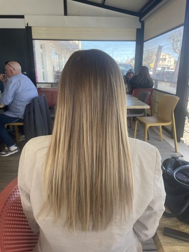 Customer photo review of Notre soin éclaircissant pour des cheveux rayonnants en moins de 5 minutes