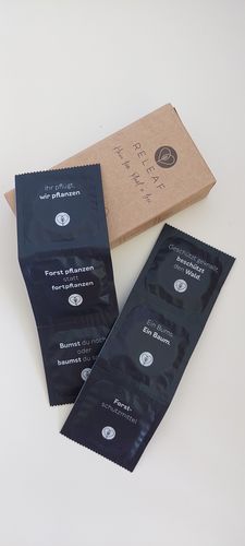 Customer photo review of Releaf | Baumpflanzende Kondome