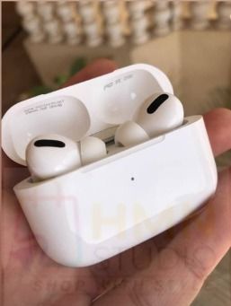 Customer photo review of AirPods Pro ANC