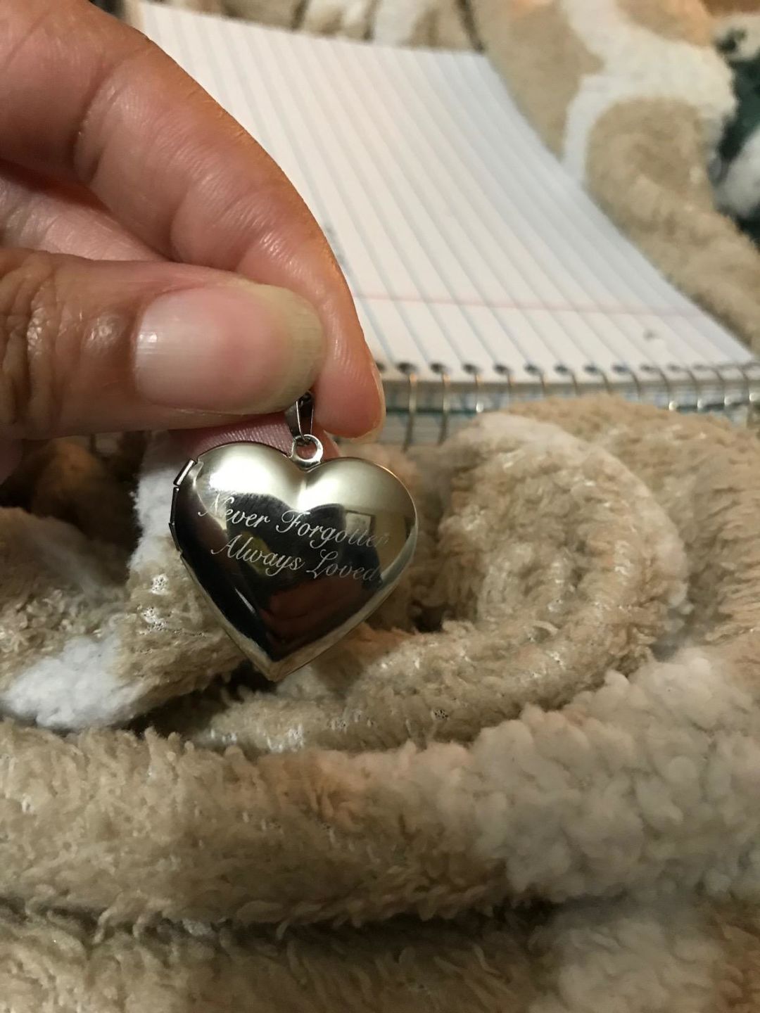 Customer photo review of Personalized Heart Locket Necklace That Holds Pictures Memory Photo Lockets Custom Photo Name Dasiy Heart Necklace