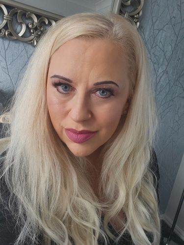 Customer photo review of The Loose Wave Lace U-Part Wig Bundle
