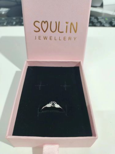 Customer photo review of PAW WINGS RING-I HAVE'T LEFT YOU