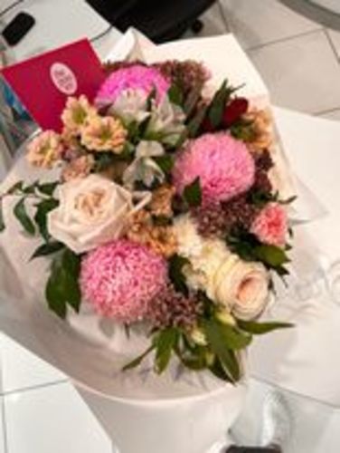 Customer photo review of Florist's Choice Posy - Large