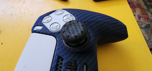 Customer photo review of Carbon Fiber - ProTouch® Concave Thumbsticks