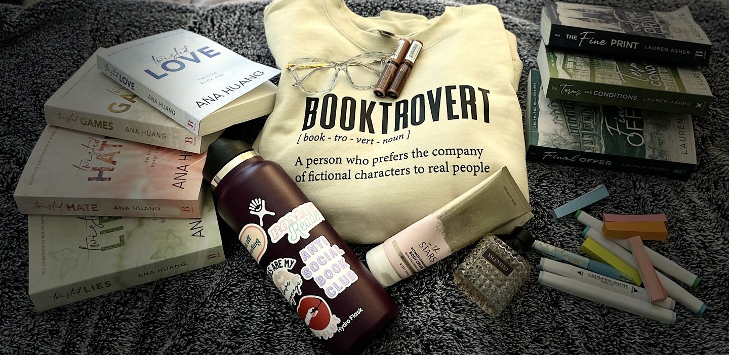 Customer photo review of romance reader book club