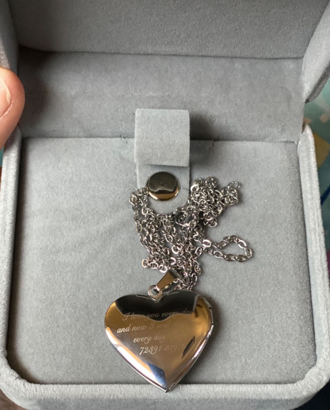 Customer photo review of Personalized Heart Locket Necklace That Holds Pictures Memory Photo Lockets Custom Photo Name Dasiy Heart Necklace