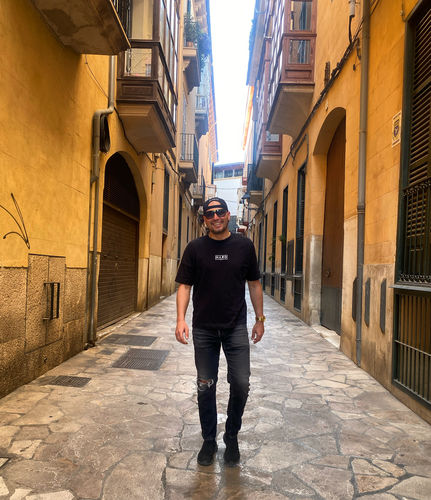 Customer photo review of 24/7 Techno Club Oversized Shirt (Frontprint)