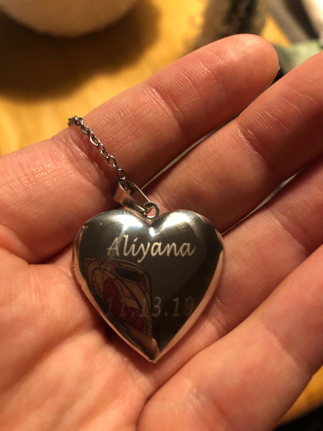 Customer photo review of Personalized Heart Locket Necklace That Holds Pictures Memory Photo Lockets Custom Photo Name Dasiy Heart Necklace