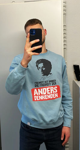 Customer photo review of SWEATER BUBEN • ROSA LUXEMBURG: FREIHEIT