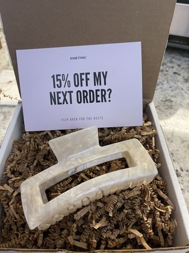 Customer photo review of TR x Bethany XL Claw Clip