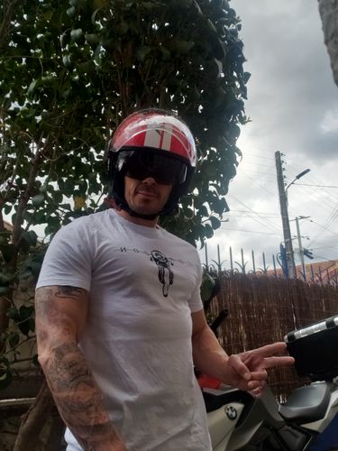 Customer photo review of Pack T-shirt + sticker concours