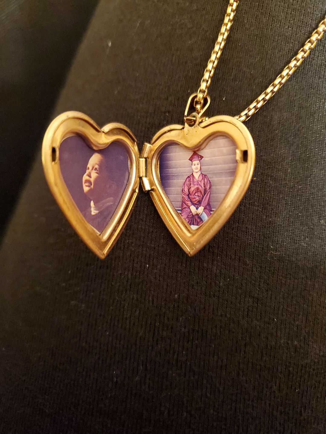 Customer photo review of Personalized Heart Locket Necklace That Holds Pictures Memory Photo Lockets Custom Photo Name Dasiy Heart Necklace