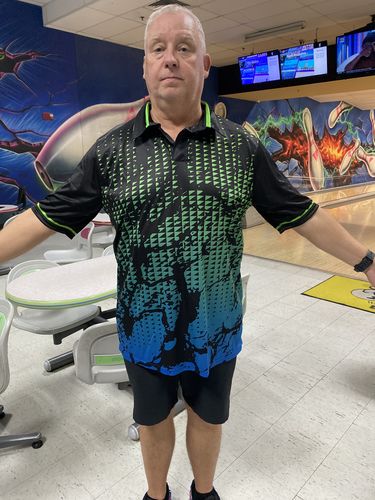 Customer photo review of TRUNGE - NEON