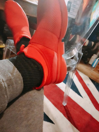 Customer photo review of Summer Lightweight Mesh Sneaker