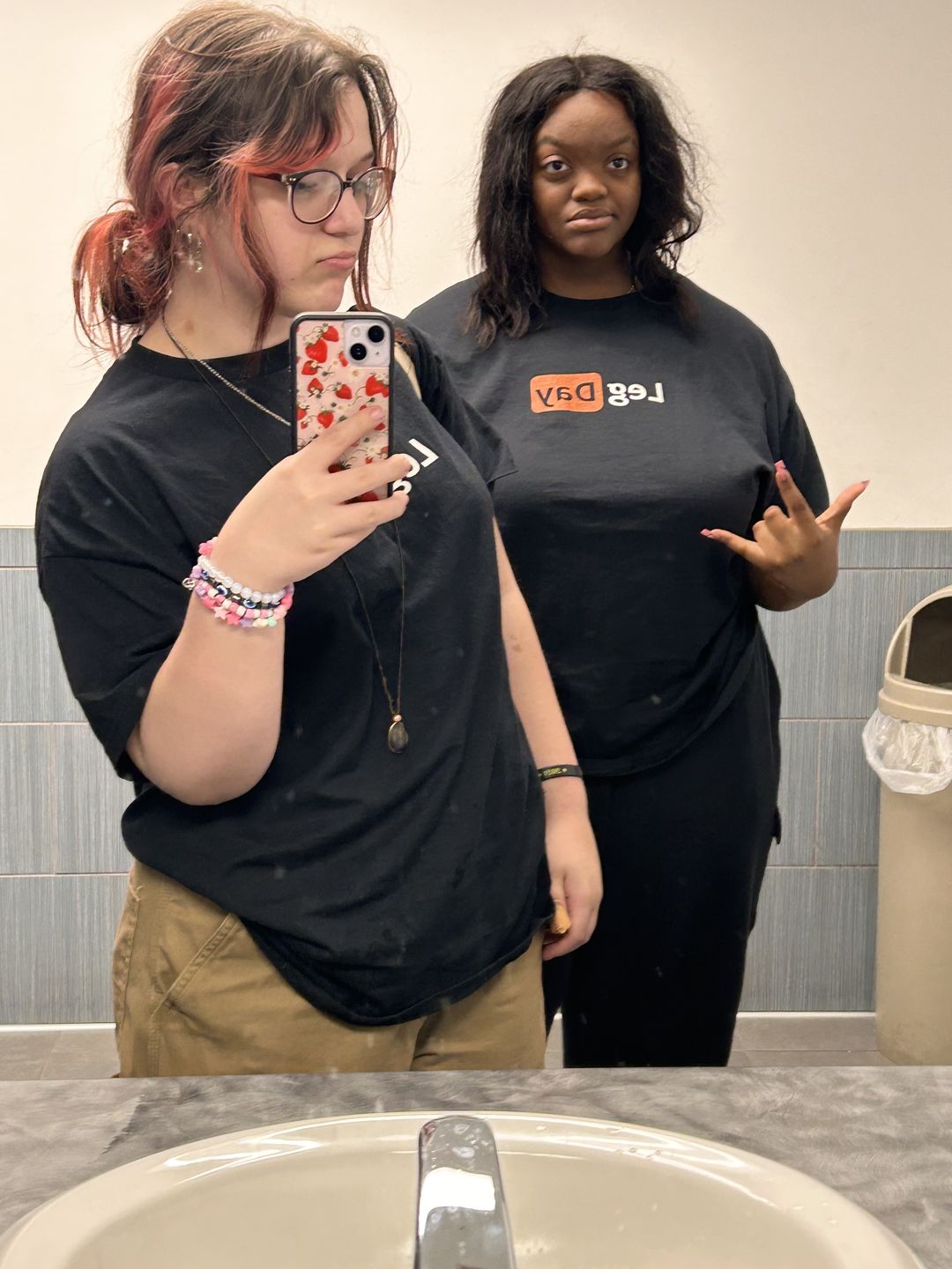 Customer photo review of Leg Day Tee