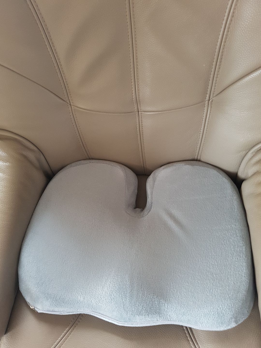 Customer photo review of Housse pour coussin contre les douleurs lombaires et dorsales
