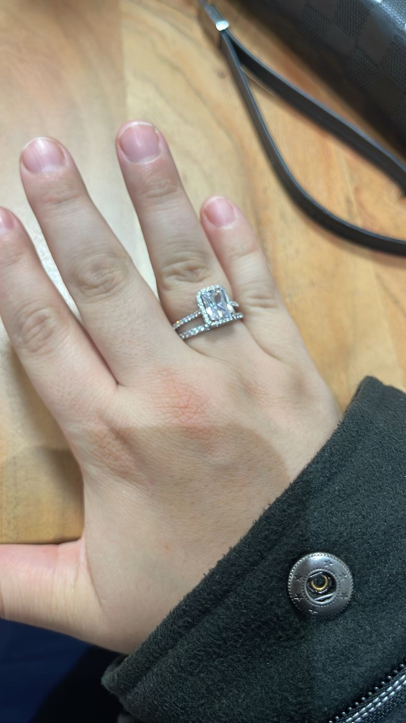Customer photo review of Big Shine Ring | 18K vergoldet