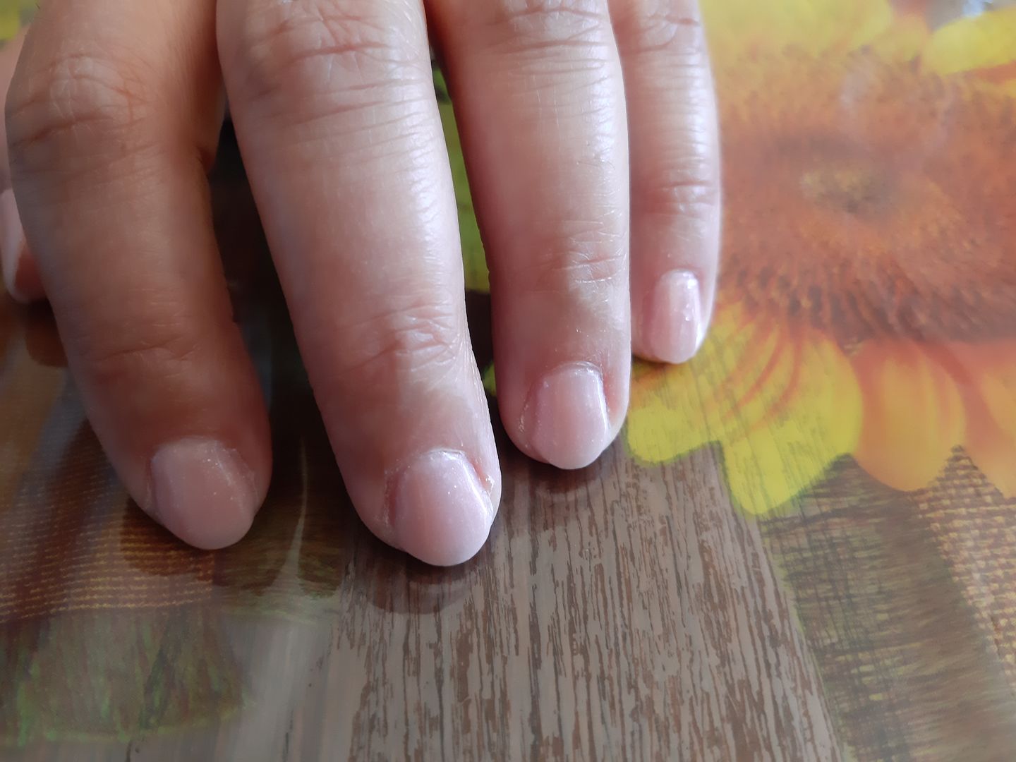 Customer photo review of LCI Combo Pack: Base Coat DryFix 10 ml + Top Coat DryFix 10 ml