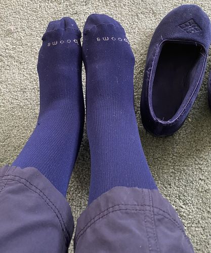 Customer photo review of Closed Toe: 15-20 mmHg - Dark Blue