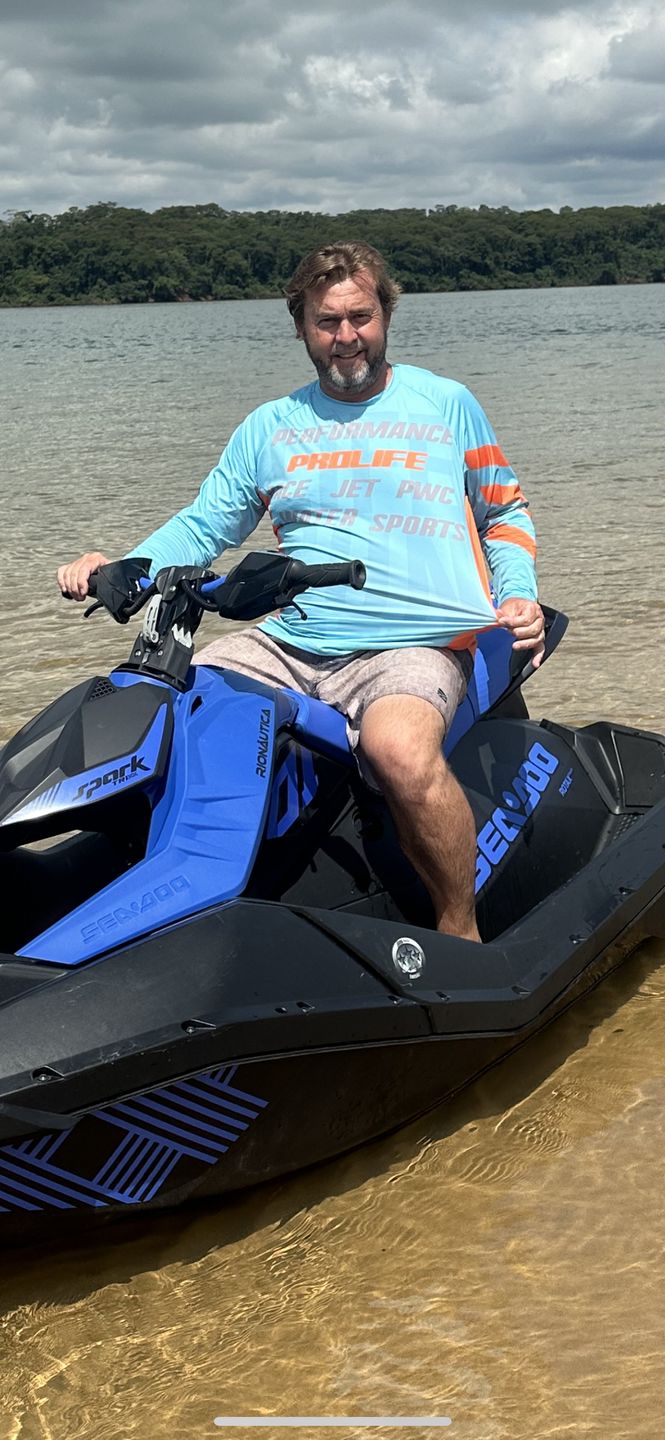 Customer photo review of Camisa UV Masculina Life