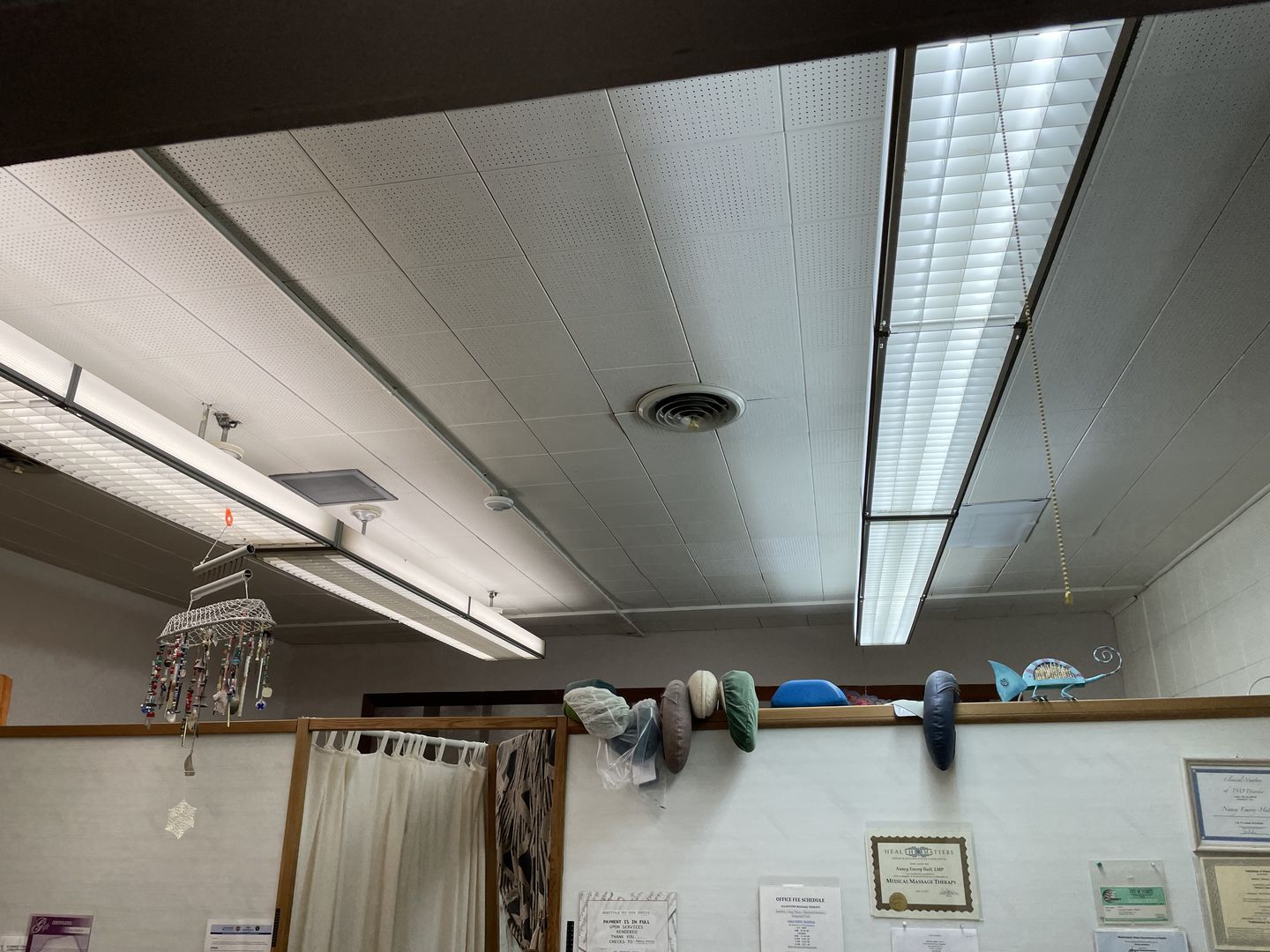 Customer photo review of T8 8ft LED Tube/Bulb - 40W 5600 Lumens 5000K Frosted, Single Pin, Double End Power - Ballast Bypass