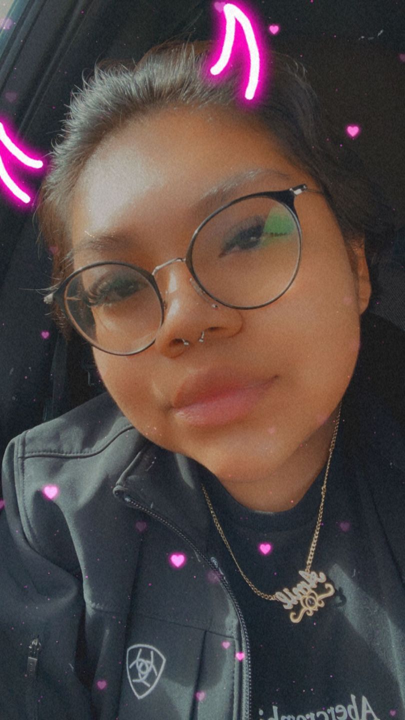 Customer photo review of Double Plated Iced Heart Photo Name Necklace w/ Cuban Chain