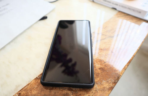 Customer photo review of UltraGlass Screen Protector for OnePlus