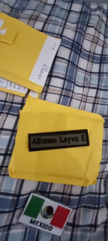 Customer photo review of Bande patronymique militaire personnalisée
