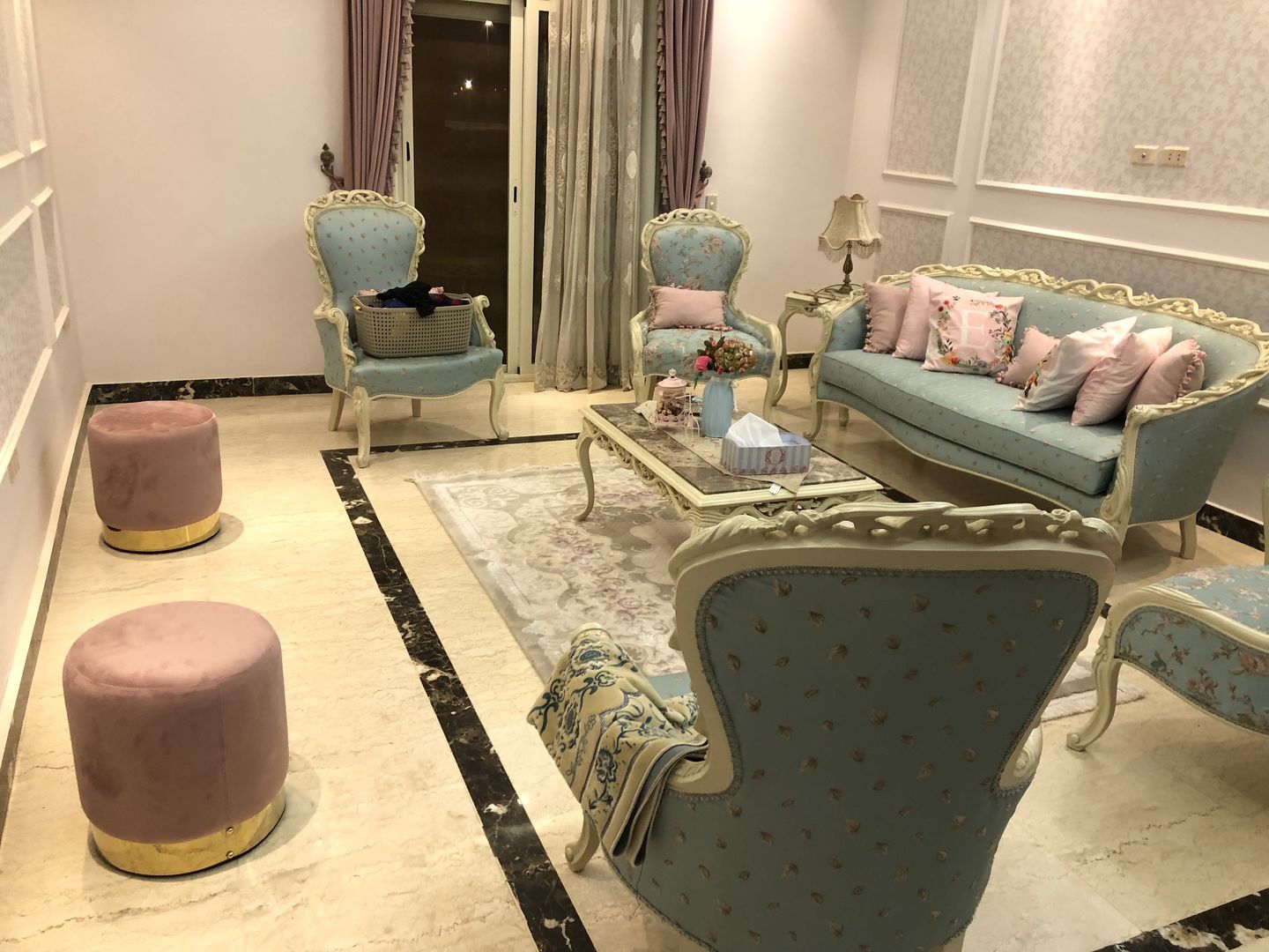 Customer photo review of بوف دائري - وردي - AC08