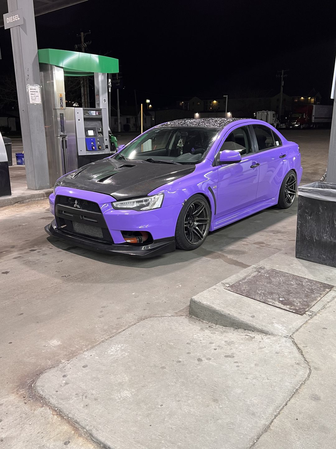Customer photo review of Super Glossy Lavender Purple Vinyl Wrap