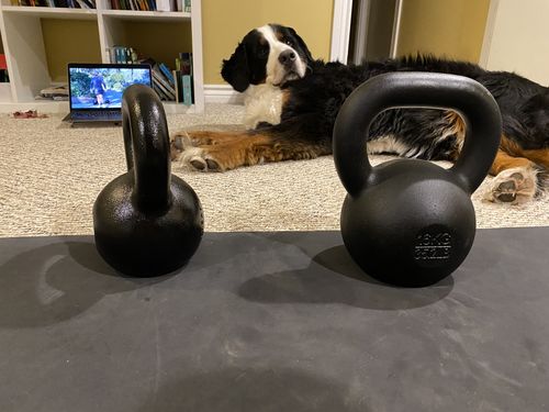 Customer photo review of 10kg / 22lbs E-coated Cast Iron Kettlebell