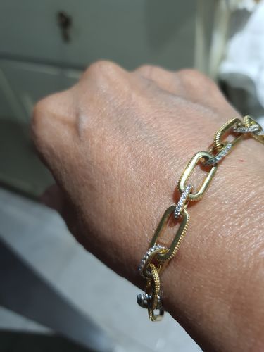 Customer photo review of Pulsera Clásica de Eslabones Circulares con Zirconia
