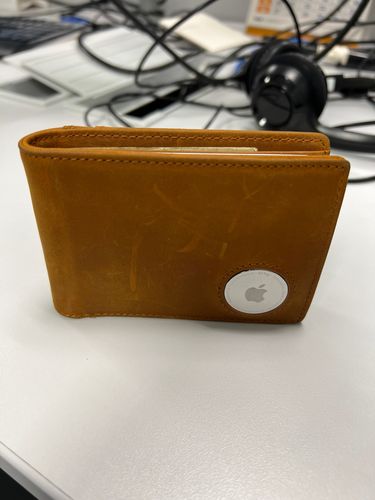 Customer photo review of Portefeuille<br> AirTag
