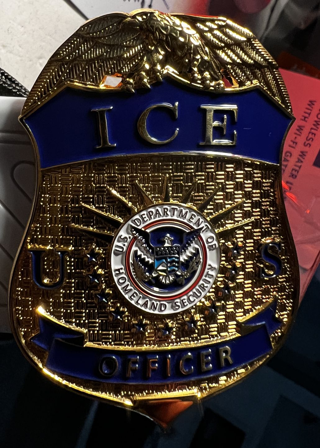 Customer photo review of US ICE Officer Badge Solid Copper Replica Movie Props
