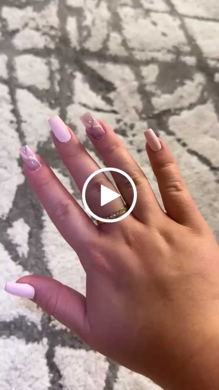 Customer video review of Belinda Ring | 18K vergoldet