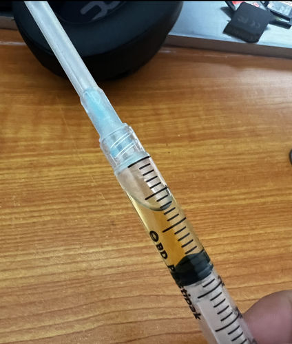Reseña con foto de un cliente sobre Emirates Biotech Trobalin Trembolona Acetato 100mg