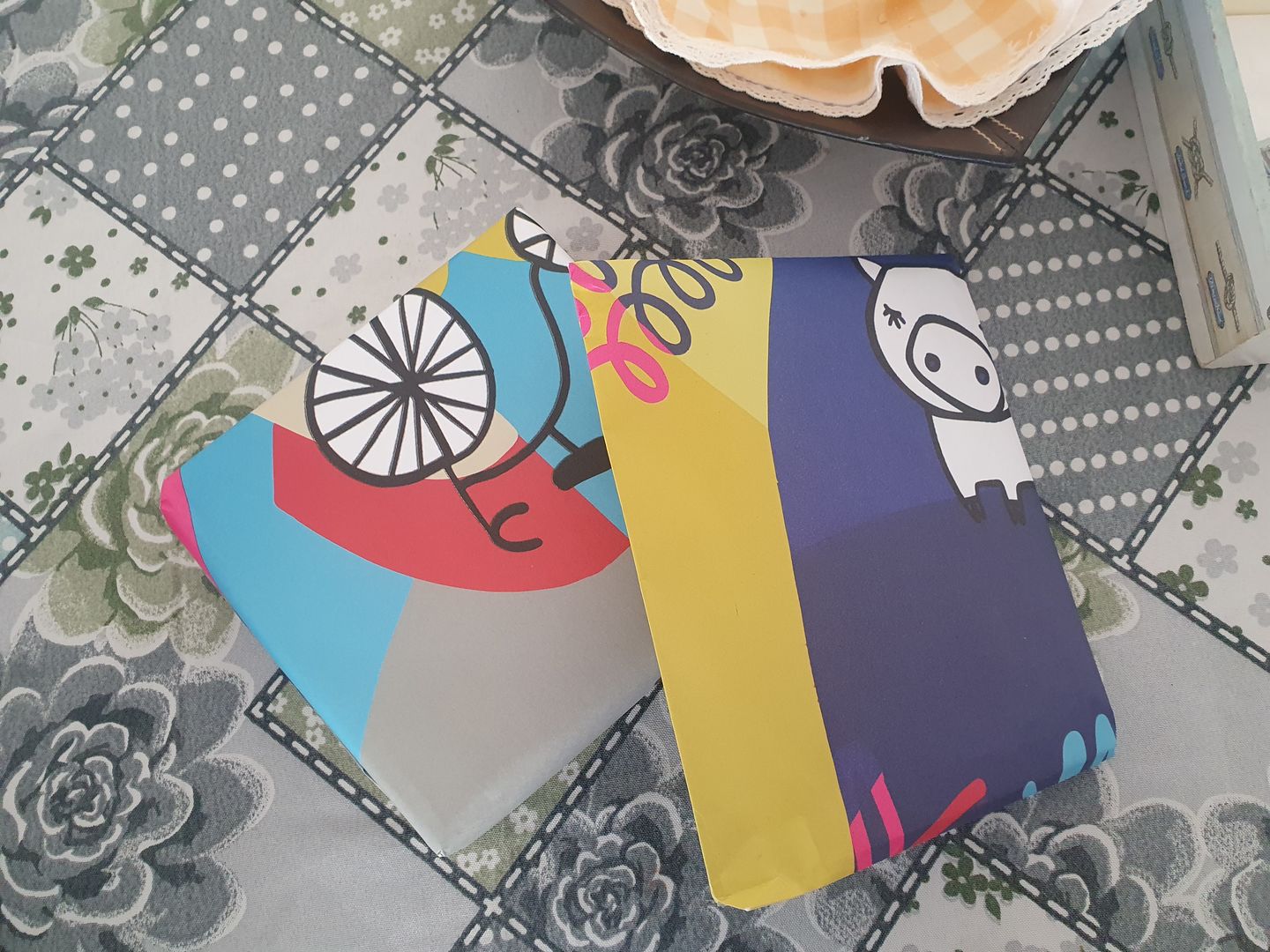 Customer photo review of Envolver cada regalo por separado