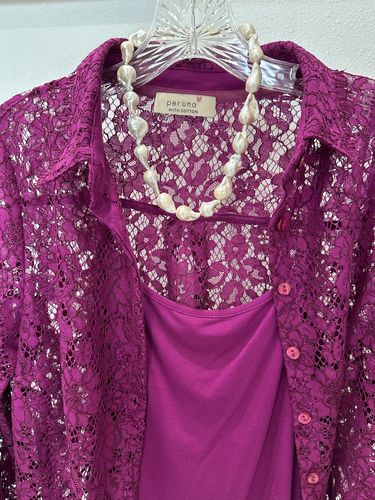 Customer photo review of BELLA - White Baroque Pearl Collar Necklace