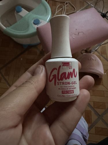 Customer photo review of Glam Stron Gel Fantasy Nails