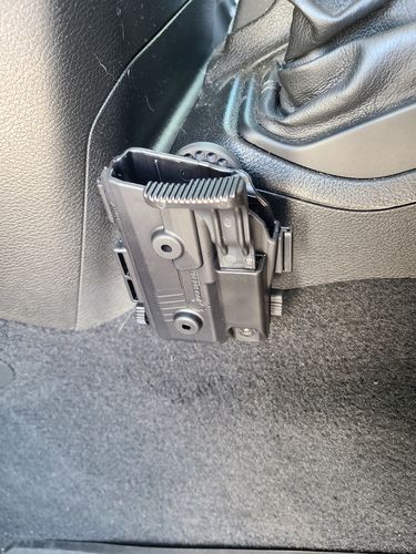 Customer photo review of Gladiator JT Universal Accessory Mount