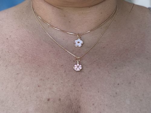 Customer photo review of Brass Flower Earring Charms - Shell Flower Pendant - 18K Real Gold Plated Brass - Jewelry Making Supplies - 13.3x11.82x1.56mm - RGP4375