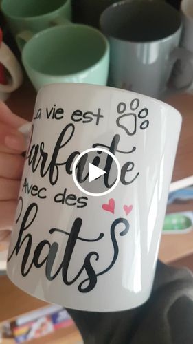 Customer video review of Mug personnalisé | Fille et jusqu'à 3 chats