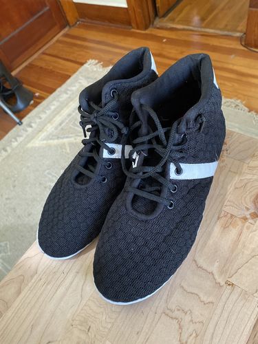 Customer photo review of CORRIDALTA Black & White High-top