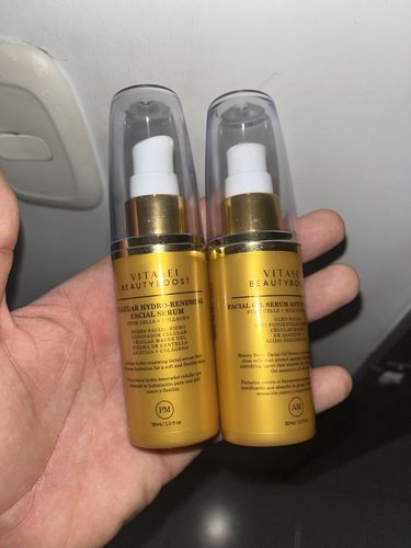 Customer photo review of KIT SUEROS FACIALES DÍA Y NOCHE CON CÉLULAS MADRE, COLÁGENO Y ÁCIDO HIALURÓNICO.