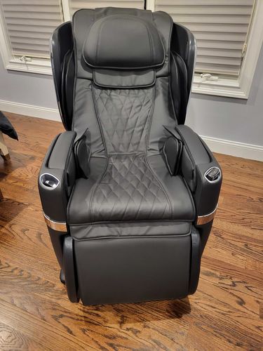 Customer photo review of uLove 2S Massage Chair