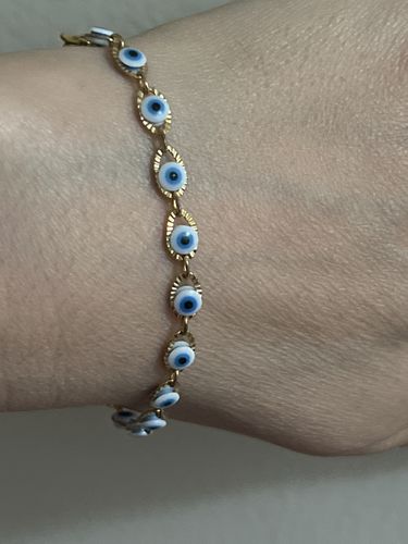 Customer photo review of Pulsera de Ojos Turcos