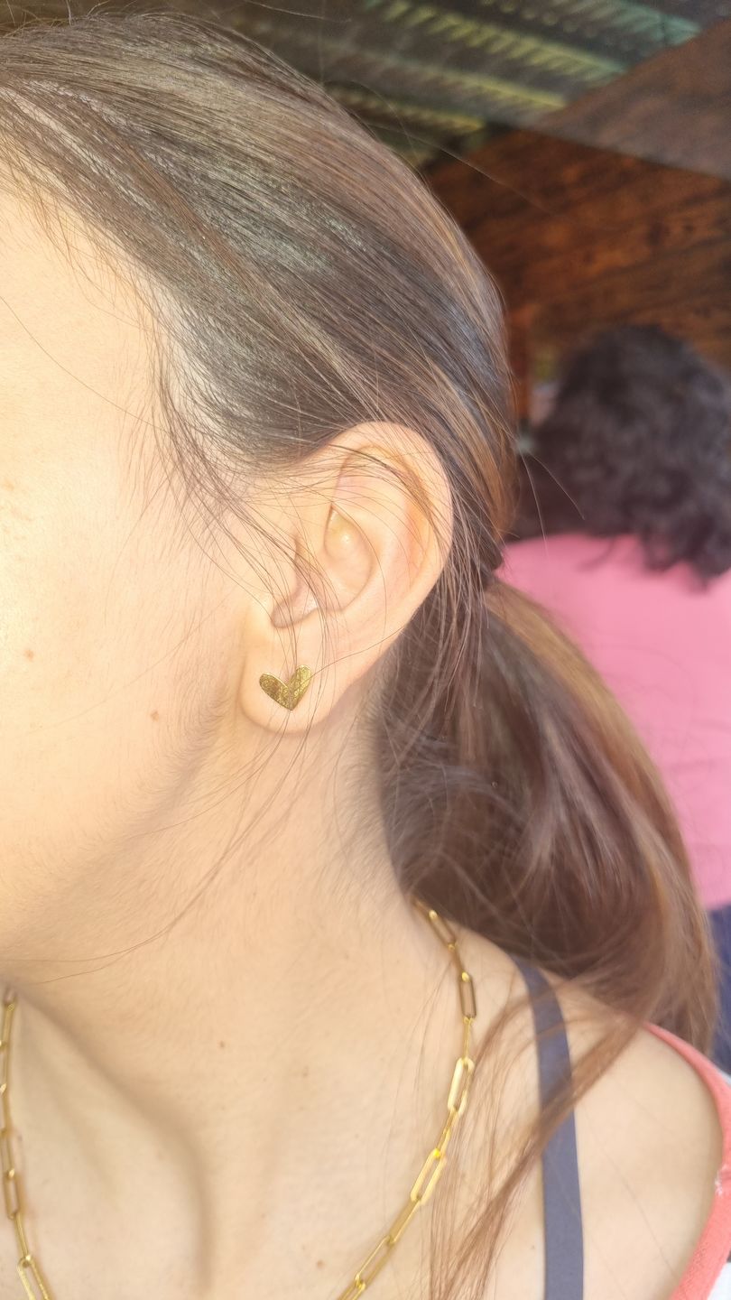 Customer photo review of Aretes Corazón