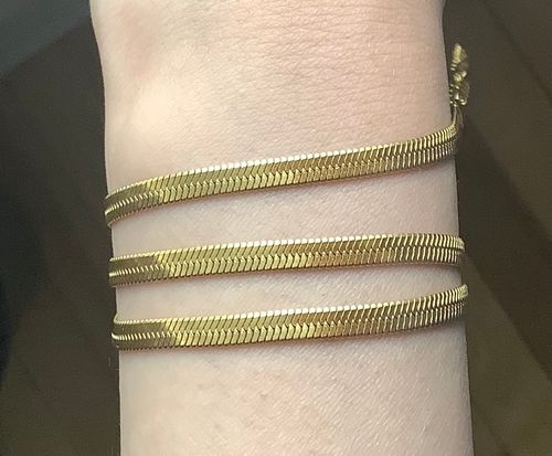 Customer photo review of 18k Gold Herringbone Necklace Bracelet Anklet